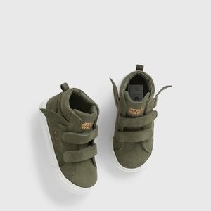 {babyGAP} Star Wars The Child high tops